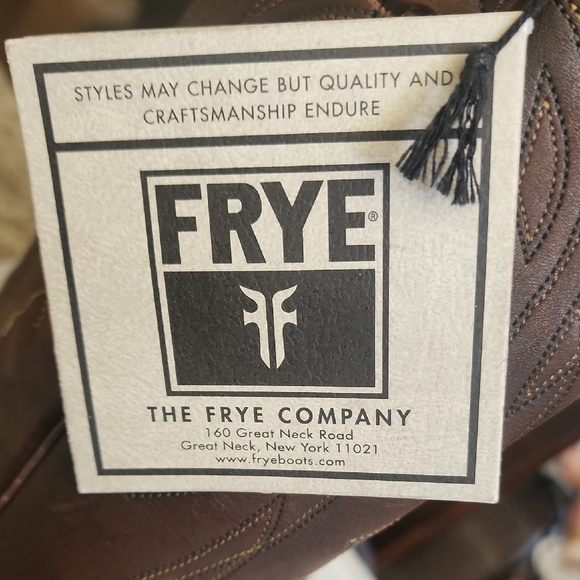 Frye Brown Leather Men’s Boots with Contrast Stitching